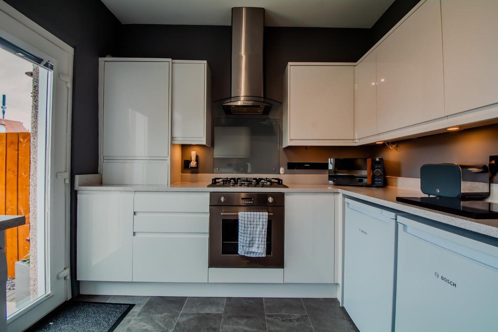 Crewe Apartment - 2 Bed, Free Off Street Parking And Private Garden Edimburgo Exterior foto