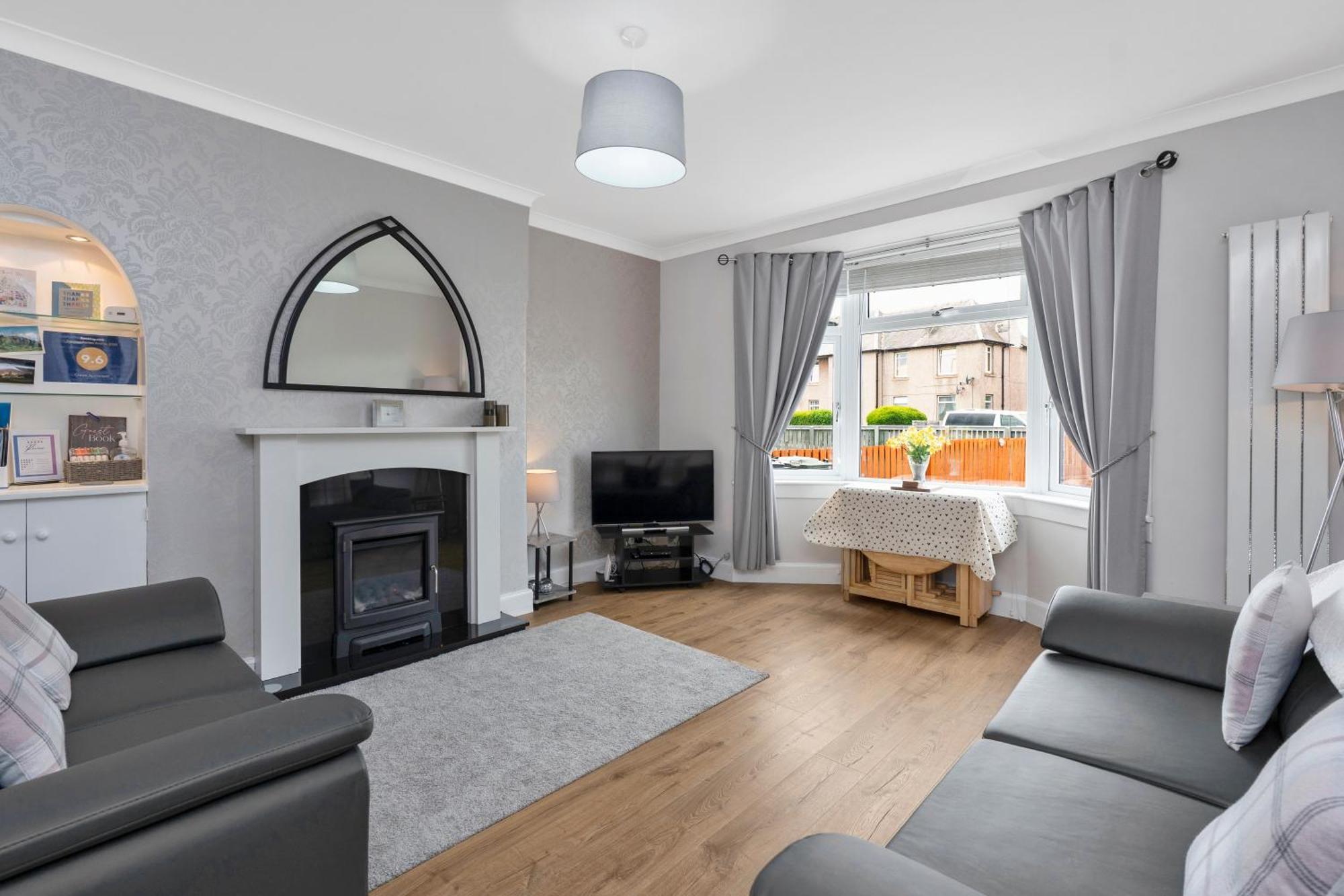 Crewe Apartment - 2 Bed, Free Off Street Parking And Private Garden Edimburgo Exterior foto