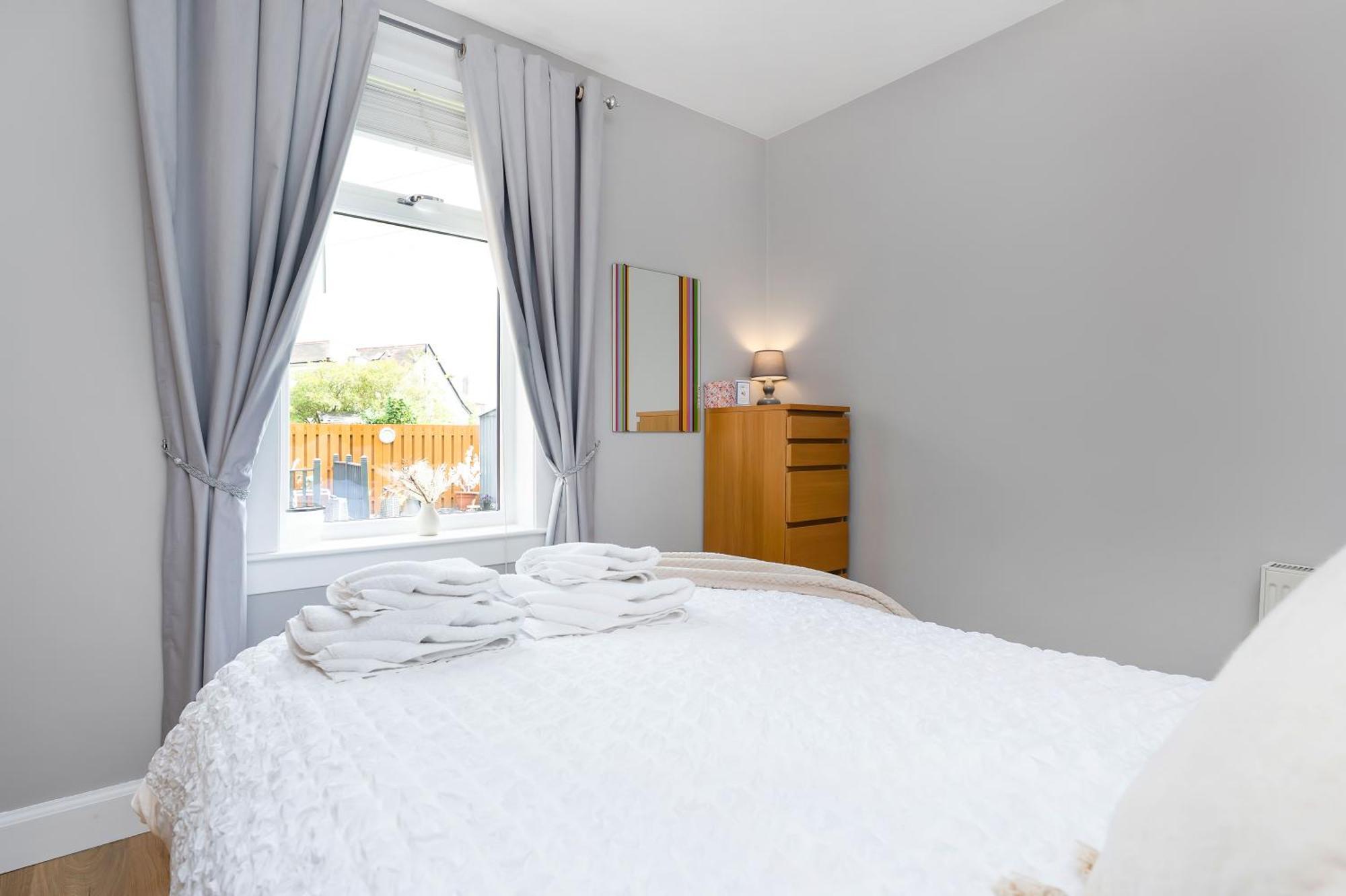 Crewe Apartment - 2 Bed, Free Off Street Parking And Private Garden Edimburgo Exterior foto